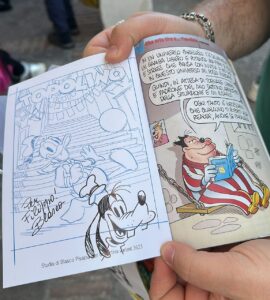 Scatto interno di Topolino con doodle di Blasco Pisapia Interno di Topolino edizione Comicon Napoli con doodle di Blasco Pisapia