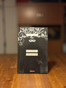 Copertina di Night Fever di Ed Brubaker e Sean Phillips Copertina del fumetto Night Fever di Ed Brubaker e Sean Phillips